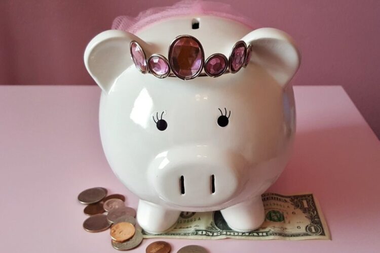 how to live cheap without anyone knowing